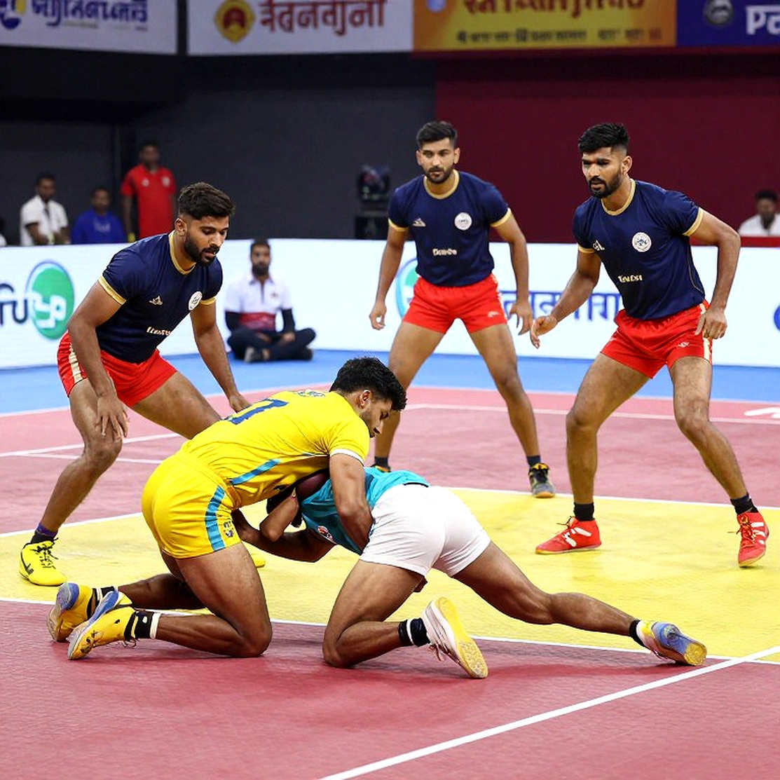 তৃতীয় লেনের সোনালি ডাবল: আইচির মাদুরে ভারতের চতুর্থ দ্বিগুণ, ইরানের প্রশ্ন আর একটি তারিখের ফাঁদ
