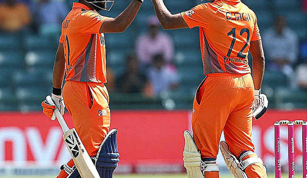 জেবেরহার আগে খাতায় একটা ফাঁকা ঘর: রাবাদার ফেরা আর ব্যাটিংয়ের অসমাপ্ত হিসাব জেবেরহার আগে খাতায় একটা ফাঁকা ঘর: রাবাদার ফেরা আর ব্যাটিংয়ের অসমাপ্ত হিসাব