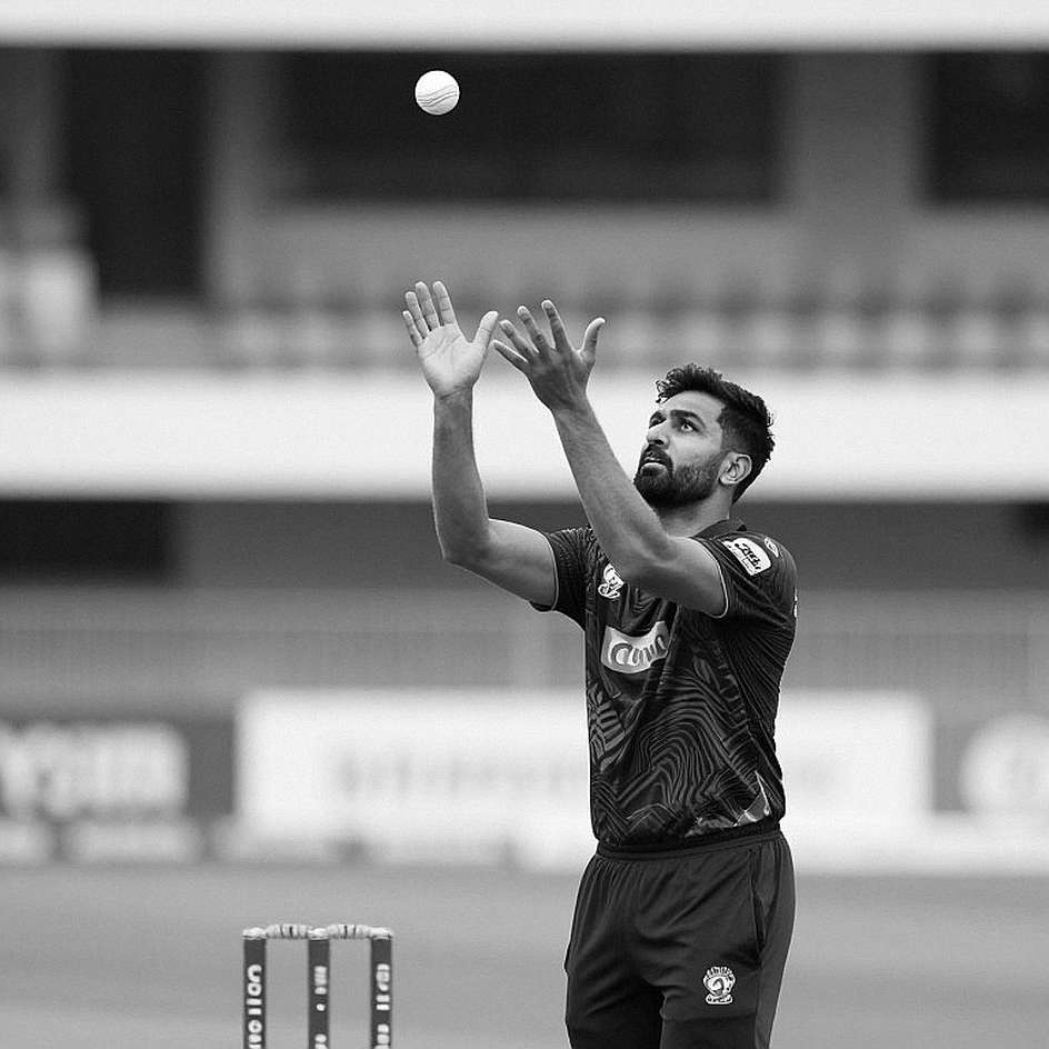 A Test at 42°C Felt Heat: Ebadat's Protocol and Bangladesh's Bowling Maths A Test at 42°C Felt Heat: Ebadat's Protocol and Bangladesh's Bowling Maths