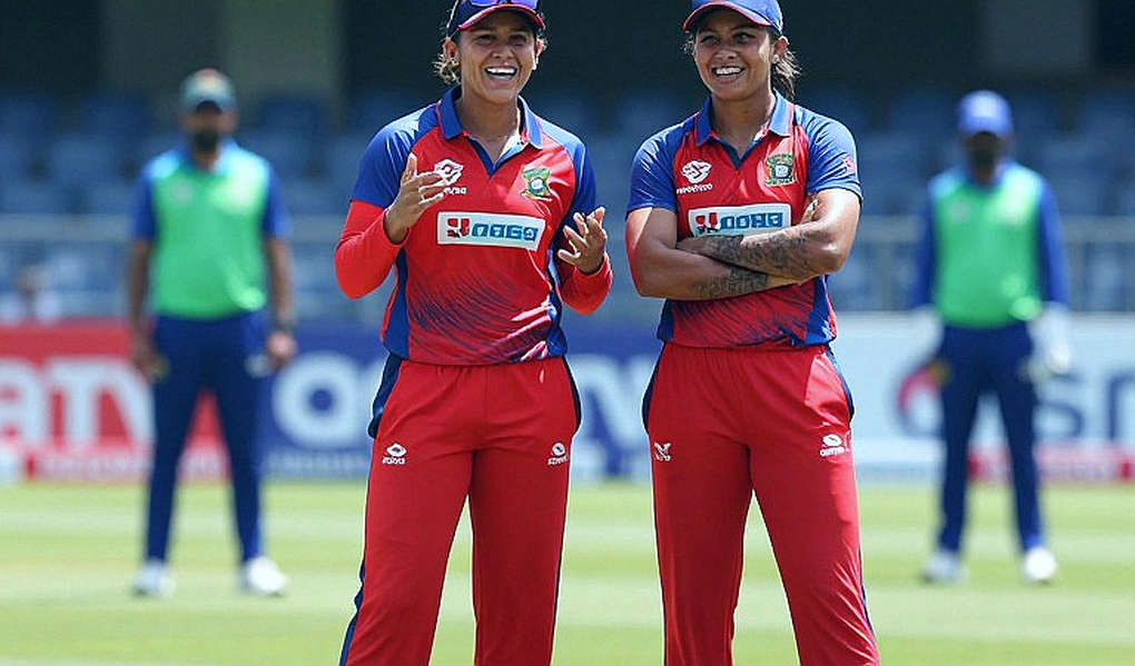 Gill's 223* and a Record Fifth Monthly Award: How Flat-Track Numbers Mask the Distant Truth Gill's 223* and a Record Fifth Monthly Award: How Flat-Track Numbers Mask the Distant Truth