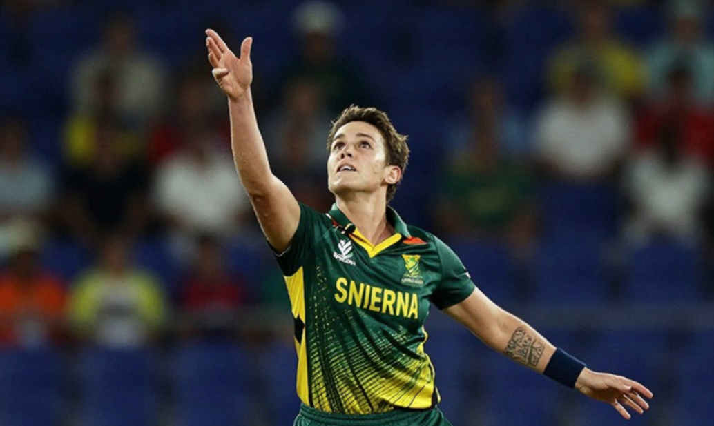 Where Money Picks the Captain: From Packer to Gavaskar, an Unwritten Cricket History