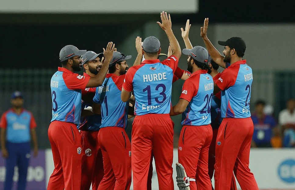 ডারবানের ৩৩ বলে শূন্য: রেনশার দুই গিয়ার, আর স্মিথের হেলমেট যেভাবে সিরিজ ঘুরিয়ে দিতে পারে ডারবানের ৩৩ বলে শূন্য: রেনশার দুই গিয়ার, আর স্মিথের হেলমেট যেভাবে সিরিজ ঘুরিয়ে দিতে পারে