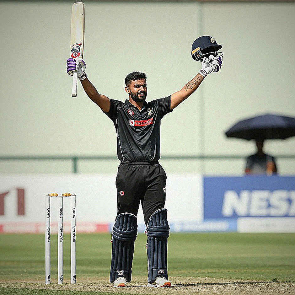 250 in 18.3 Overs: India's Limit on a Flat Pitch, and Gambhir's Quiet Message 250 in 18.3 Overs: India's Limit on a Flat Pitch, and Gambhir's Quiet Message