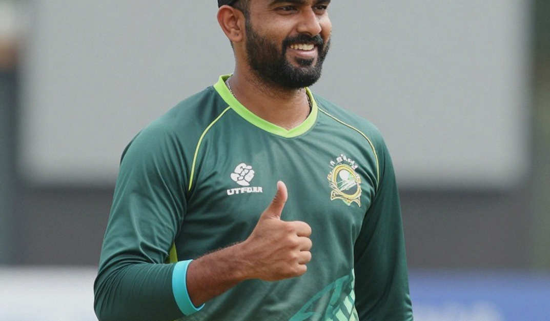 পাকিস্তান ক্রিকেটে ক্ষমতার নতুন সমীকরণ: ঋজওয়ানের ফিরে আসার অনুমতি এবং বোর্ড-খেলোয়াড় সম্পর্কের অন্তর্দৃষ্টি পাকিস্তান ক্রিকেটে ক্ষমতার নতুন সমীকরণ: ঋজওয়ানের ফিরে আসার অনুমতি এবং বোর্ড-খেলোয়াড় সম্পর্কের অন্তর্দৃষ্টি