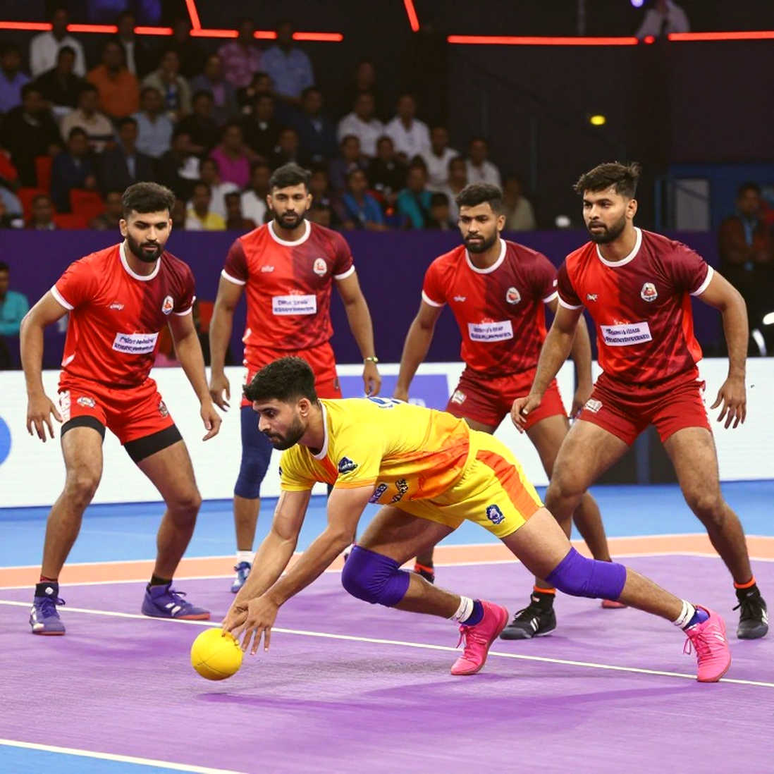 ডু-অর-ডাই থেকে অল আউট: কাবাডির স্কোরবোর্ড পড়ার আসল চাবিকাঠি