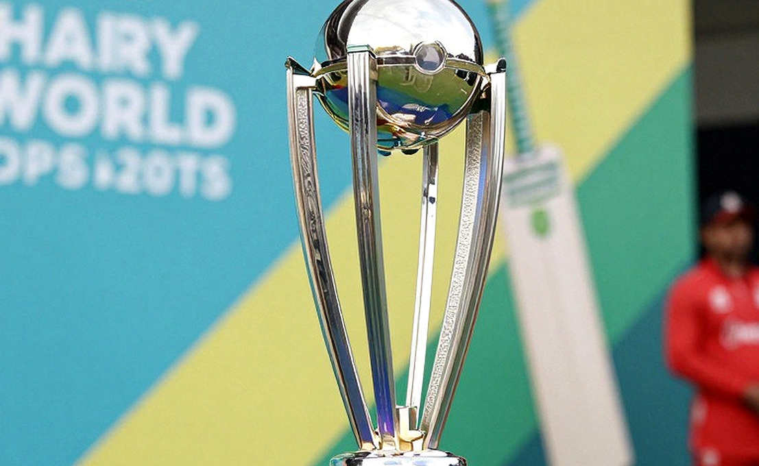 Four Overs to a Test Squad: Where Shastri's Bumrah Workload Advice Inverts Four Overs to a Test Squad: Where Shastri's Bumrah Workload Advice Inverts