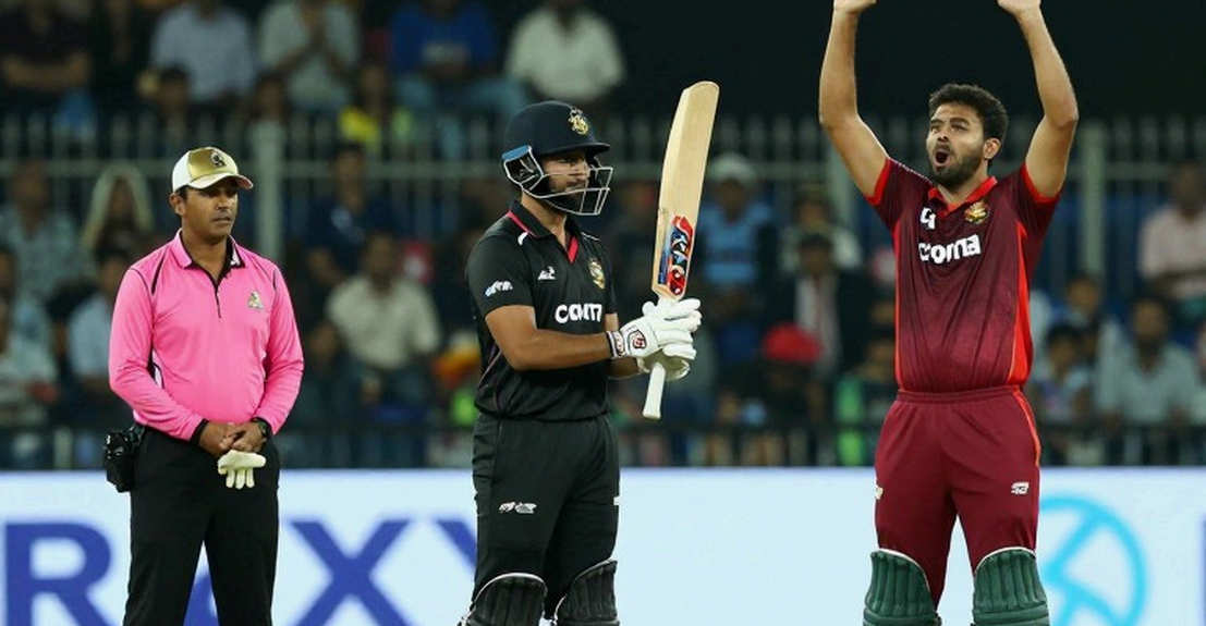 The Crowd's Pulse and the Fog of Data: The Asian Cricket Story the Scorecard Never Tells