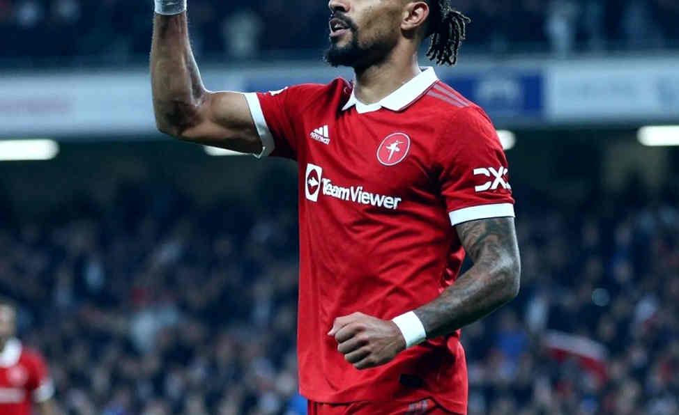 That Challenge in the 57th Minute: Three PSG Injuries in One Night and the Blank Line in the Fee Chain That Challenge in the 57th Minute: Three PSG Injuries in One Night and the Blank Line in the Fee Chain