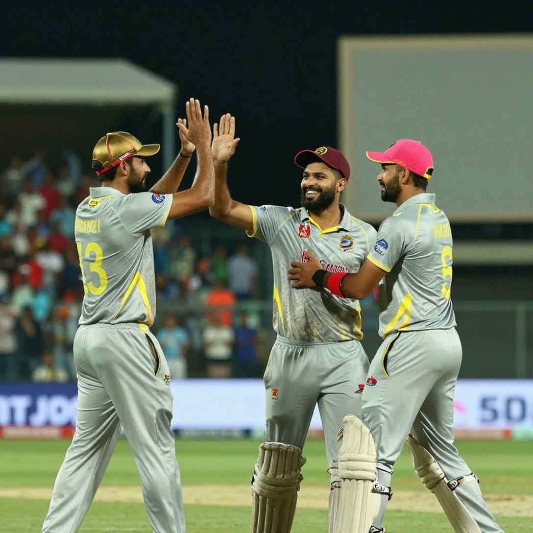 খালি ছকের পাঠ: যখন তথ্য আসে না, তখন কলম থামানোর সাহস